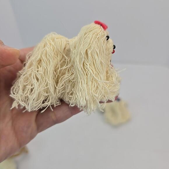 Vintage Lot of 2 Handmade Dogs from Threads White - Picture 7 of 14